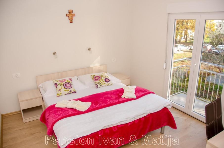Pansion Matija Bed & Breakfast Medugorje Bagian luar foto